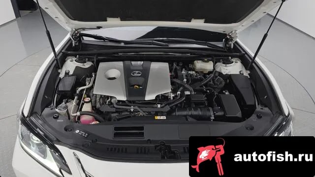 Lexus ES ES300h 7th generation 2019 года - вид 5