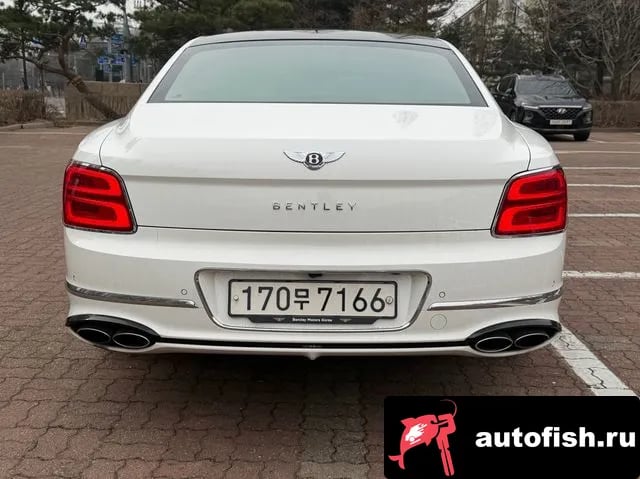 Bentley Flying Spur Flying Spur 3rd Generation 2022 года - вид 4