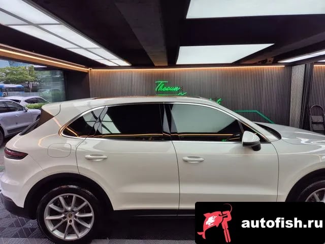 Porsche Cayenne Cayenne (PO536) 2019 года - вид 2
