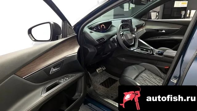 Peugeot 5008 5008 second generation 2024 года - похожие автомобили