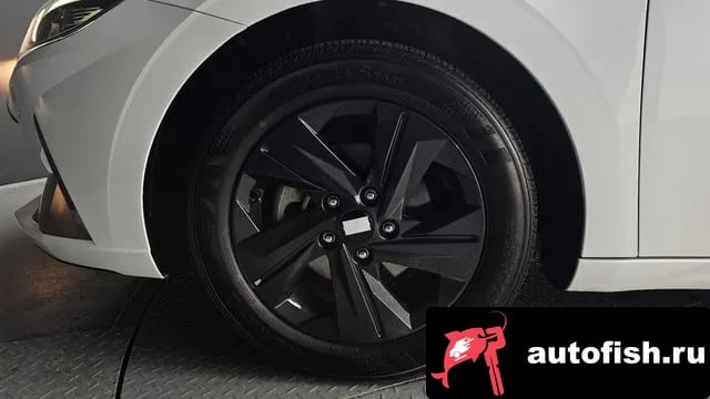 Hyundai AVANTE Avante (CN7) 2022 года - вид 5