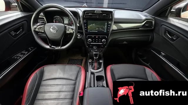 KG Mobility (Ssangyong) TIBOLI Berry New Tivoli 2019 года - похожие автомобили