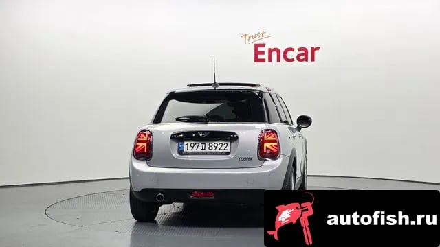 Mini Cooper Cooper 2021 года - похожие автомобили