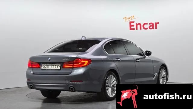 BMW 5-Series 5 Series (G30) 2018 года - вид 2
