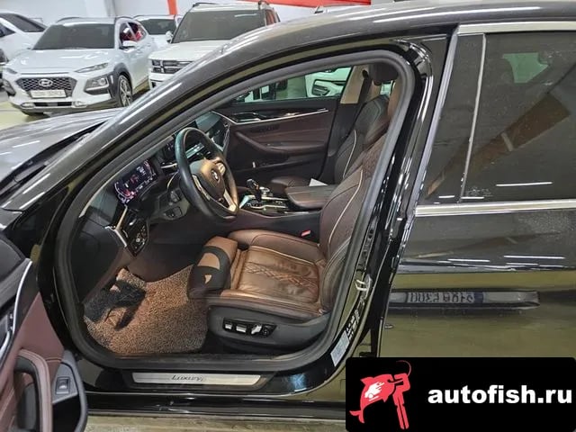 BMW 5-Series 5 Series (G30) 2022 года - вид 5