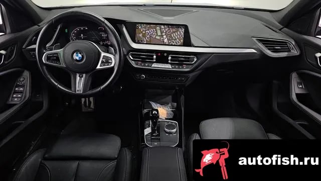 BMW 1-Series 1 Series (F40) 2022 года - вид 6