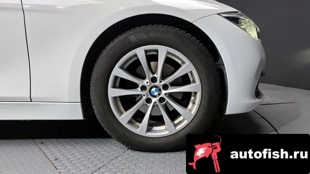 BMW 3-Series 3 Series (F30) 2018 года - вид 5