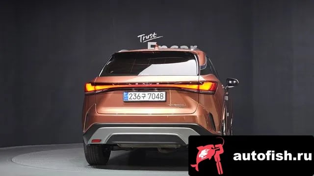 Lexus RX RX350h 5th generation 2024 года - вид 4