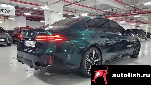 BMW 5-Series 5 Series (G60) 2025 года - вид 2