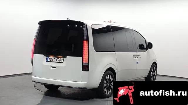 Hyundai Staria Staria 2024 года - вид 1