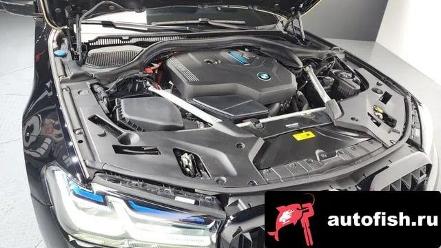 BMW 5-Series 5 Series (G30) 2022 года - вид 6