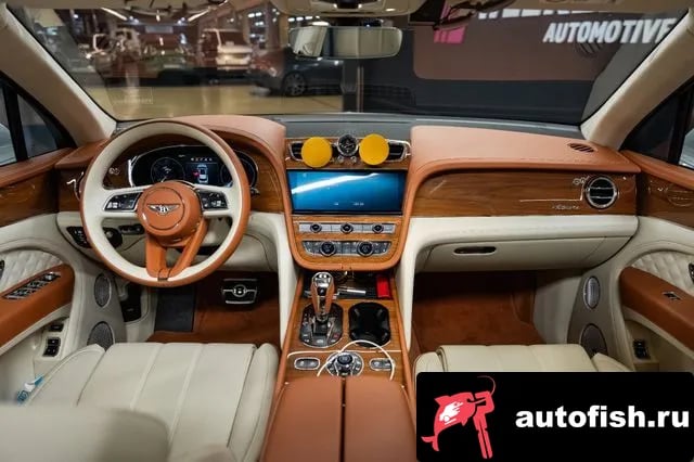 Bentley Bentayga Benteiga 2023 года - вид 6