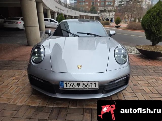 Porsche 911 911 (992) 2020 года - вид 2