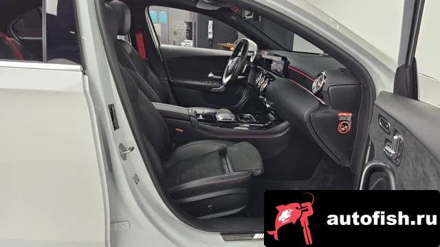 Mercedes-Benz A-Class A-Class W177 2021 года - похожие автомобили