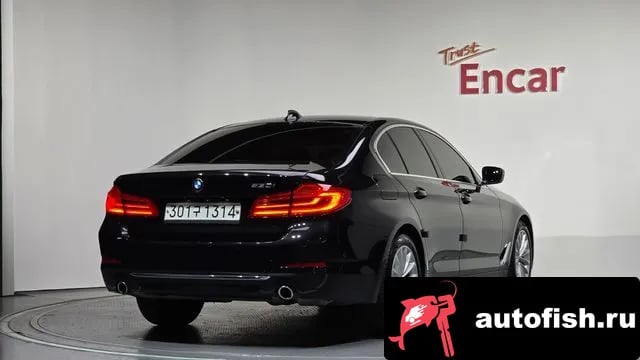 BMW 5-Series 5 Series (G30) 2019 года - вид 2