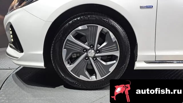 Hyundai Sonata Sonata New Rise Hybrid 2018 года - вид 5