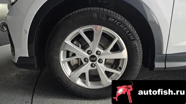 Audi Q3 Q3 (F3) 2024 года - вид 5