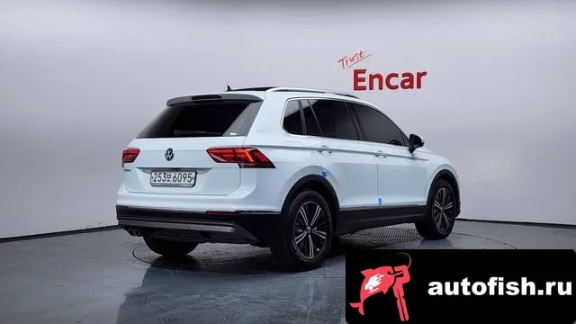 Volkswagen Tiguan Tiguan second Generation 2019 года - вид 3