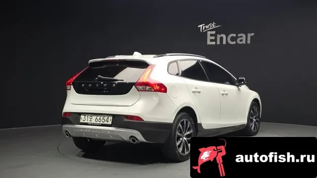 Volvo V40 V40 Cross-Country 2019 года - вид 2
