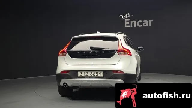 Volvo V40 V40 Cross-Country 2019 года - вид 4