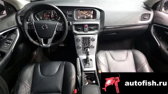 Volvo V40 V40 Cross-Country 2019 года - похожие автомобили