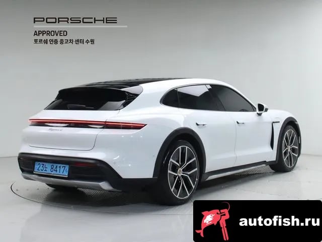 Porsche Taycan Taikan 2025 года - вид 2
