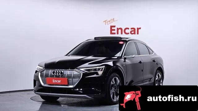 Audi e-tron e-Tron 2021 года - похожие автомобили