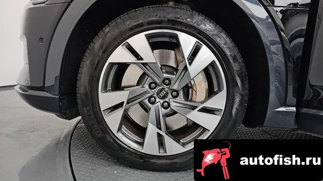 Audi e-tron e-Tron 2021 года - вид 5