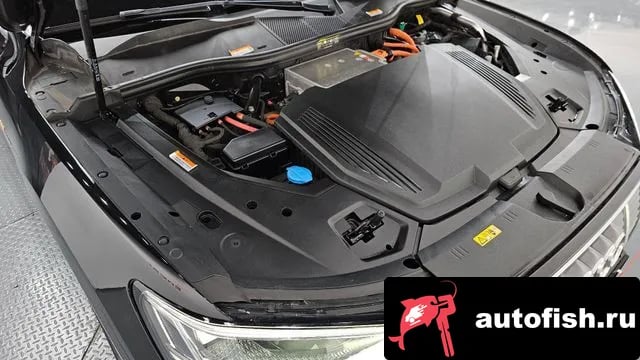 Audi e-tron e-Tron 2021 года - вид 6