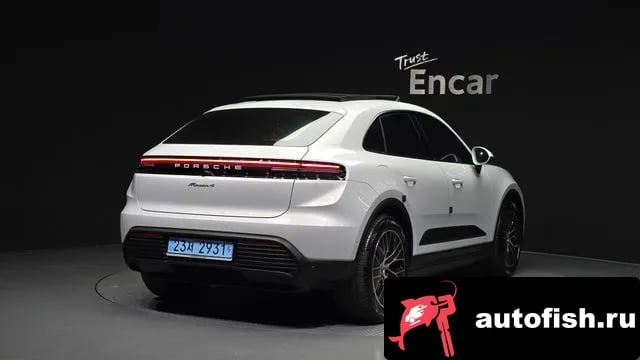 Porsche Macan Makan EV 2025 года - вид 2