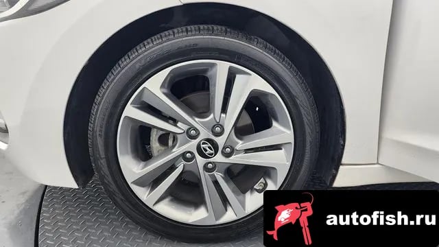 Hyundai AVANTE Avante AD 2018 года - похожие автомобили