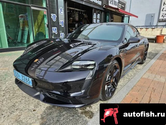 Porsche Taycan Taikan 2021 года - вид 1