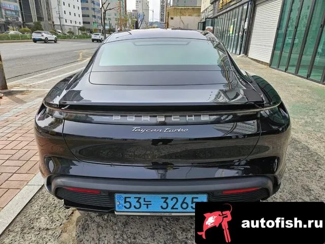 Porsche Taycan Taikan 2021 года - вид 4