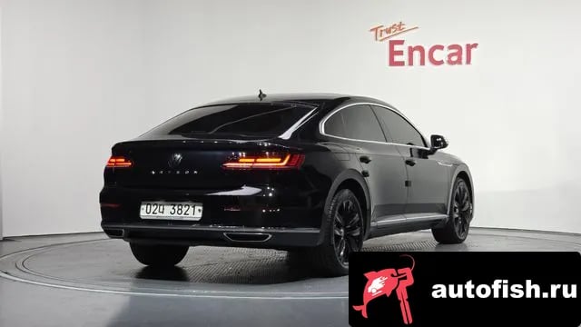 Volkswagen Arteon Atheon 2018 года - вид 2