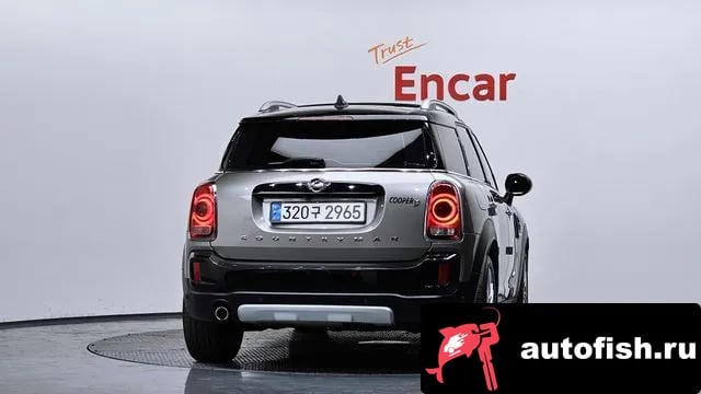 Mini Countryman Cooper D Country Man 2018 года - вид 4