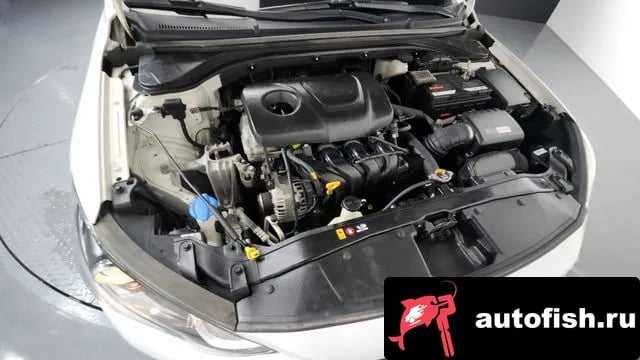 Hyundai AVANTE Avante AD 2018 года - вид 5
