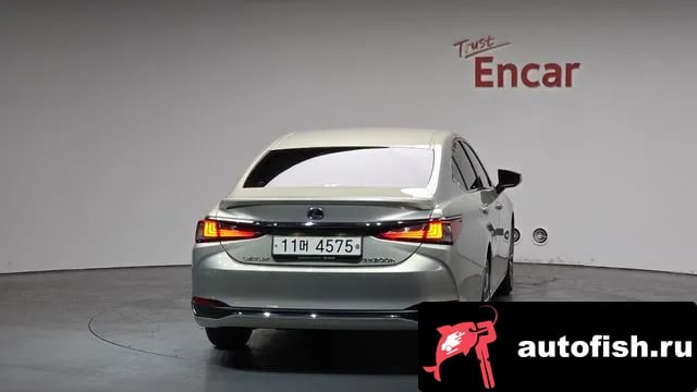 Lexus ES ES300h 7th generation 2018 года - похожие автомобили