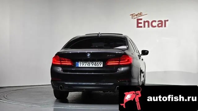 BMW 5-Series 5 Series (G30) 2019 года - вид 4