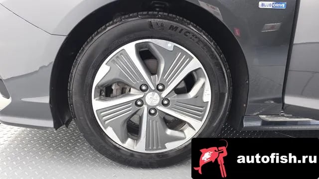 Hyundai Sonata Sonata New Rise Hybrid 2018 года - похожие автомобили