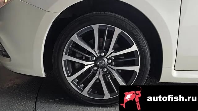 Renault Korea (Samsung) SM7 SM7 Nova 2019 года - вид 5