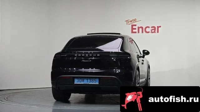 Porsche Macan Makan EV 2025 года - вид 4