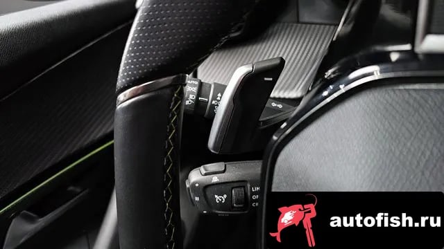 Peugeot 2008 2008 Second generation 2020 года - похожие автомобили