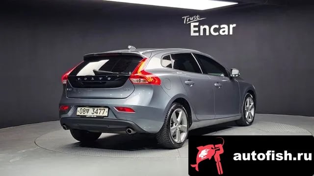 Volvo V40 V40 2018 года - похожие автомобили