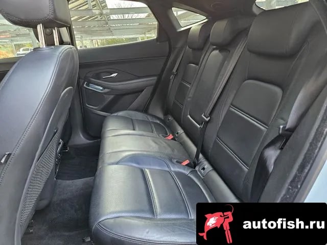 Jaguar E-PACE E-PACE 2018 года - похожие автомобили