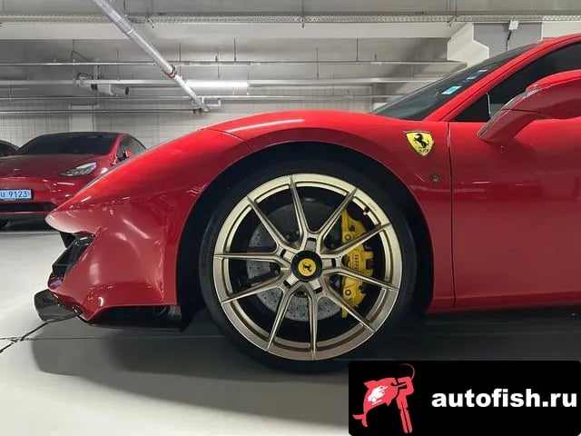 Ferrari 488 488 Pista 2019 года - вид 5