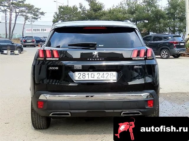 Peugeot 3008 3008 second generation 2020 года - вид 4