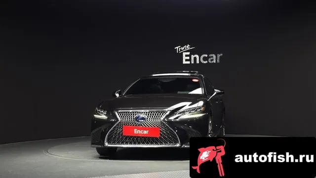 Lexus LS LS500h 5th generation 2020 года - вид 3