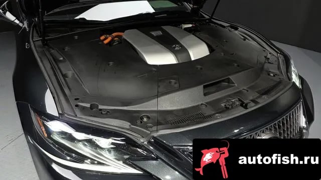 Lexus LS LS500h 5th generation 2020 года - вид 6