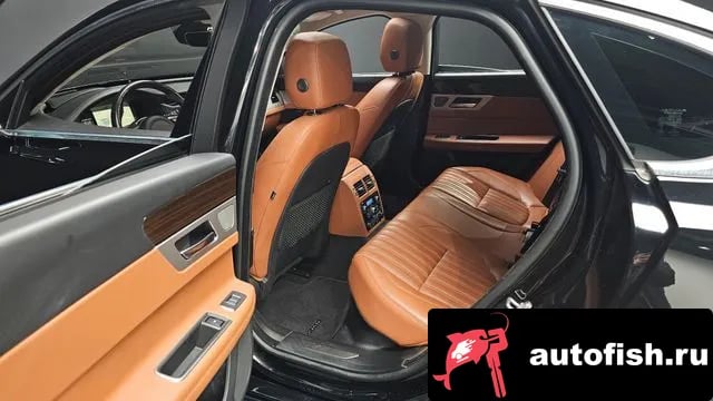 Jaguar XF XF (X260) 2019 года - похожие автомобили