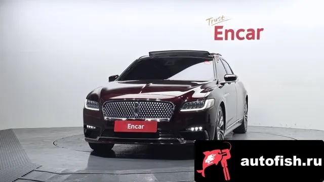 Lincoln Continental Continental 10th Generation 2020 года - вид 3